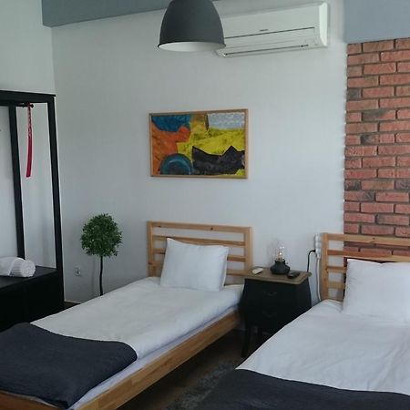 Hostel W5 Poznan Ngoại thất bức ảnh