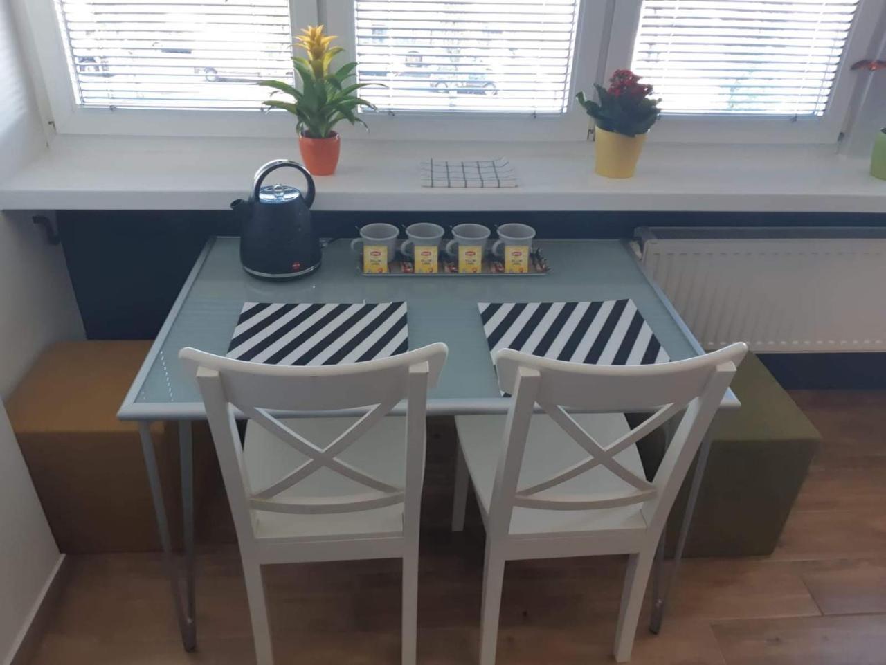 Hostel W5 Poznan Ngoại thất bức ảnh
