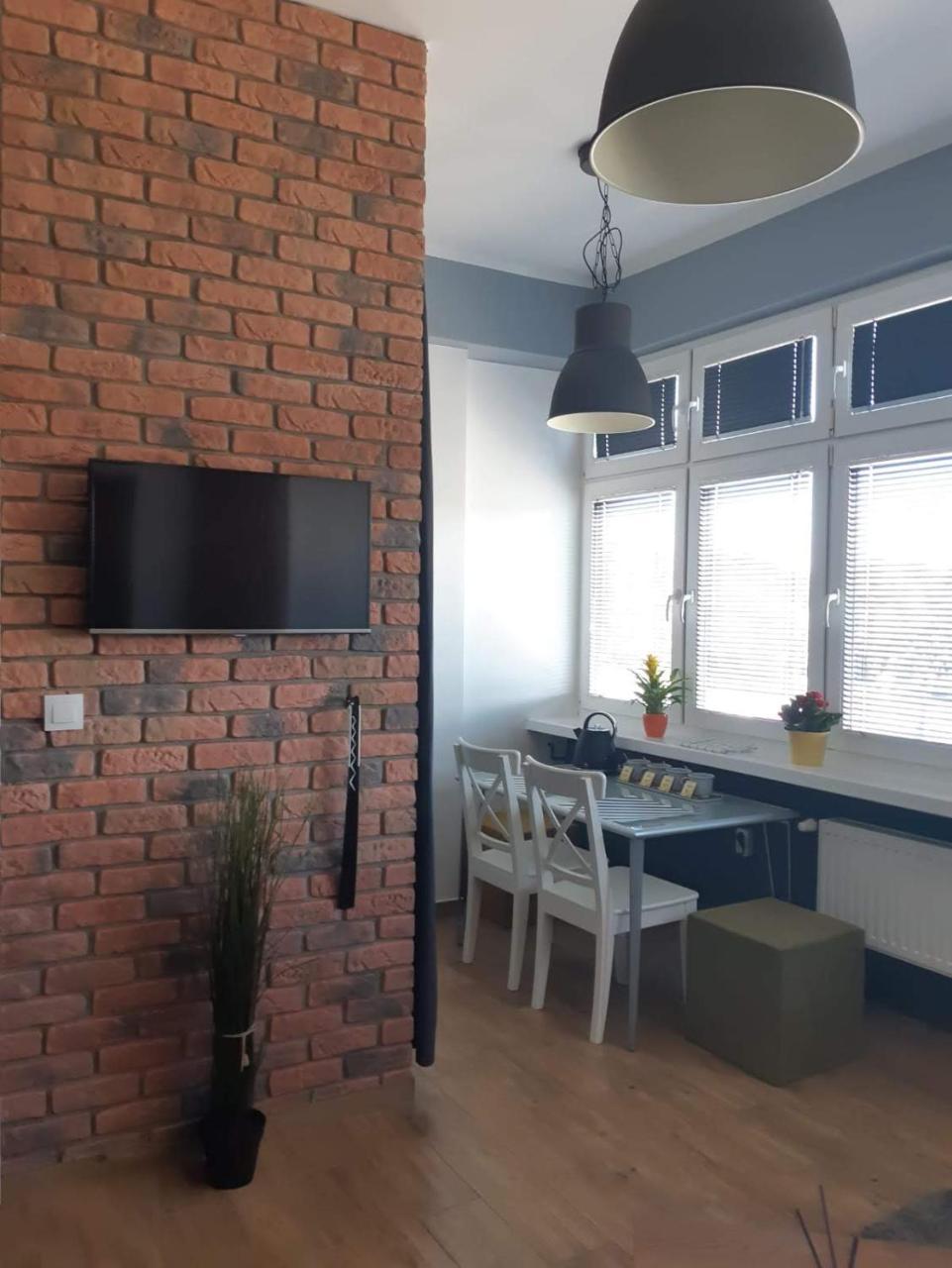 Hostel W5 Poznan Ngoại thất bức ảnh