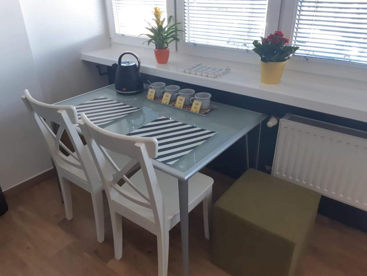 Hostel W5 Poznan Ngoại thất bức ảnh