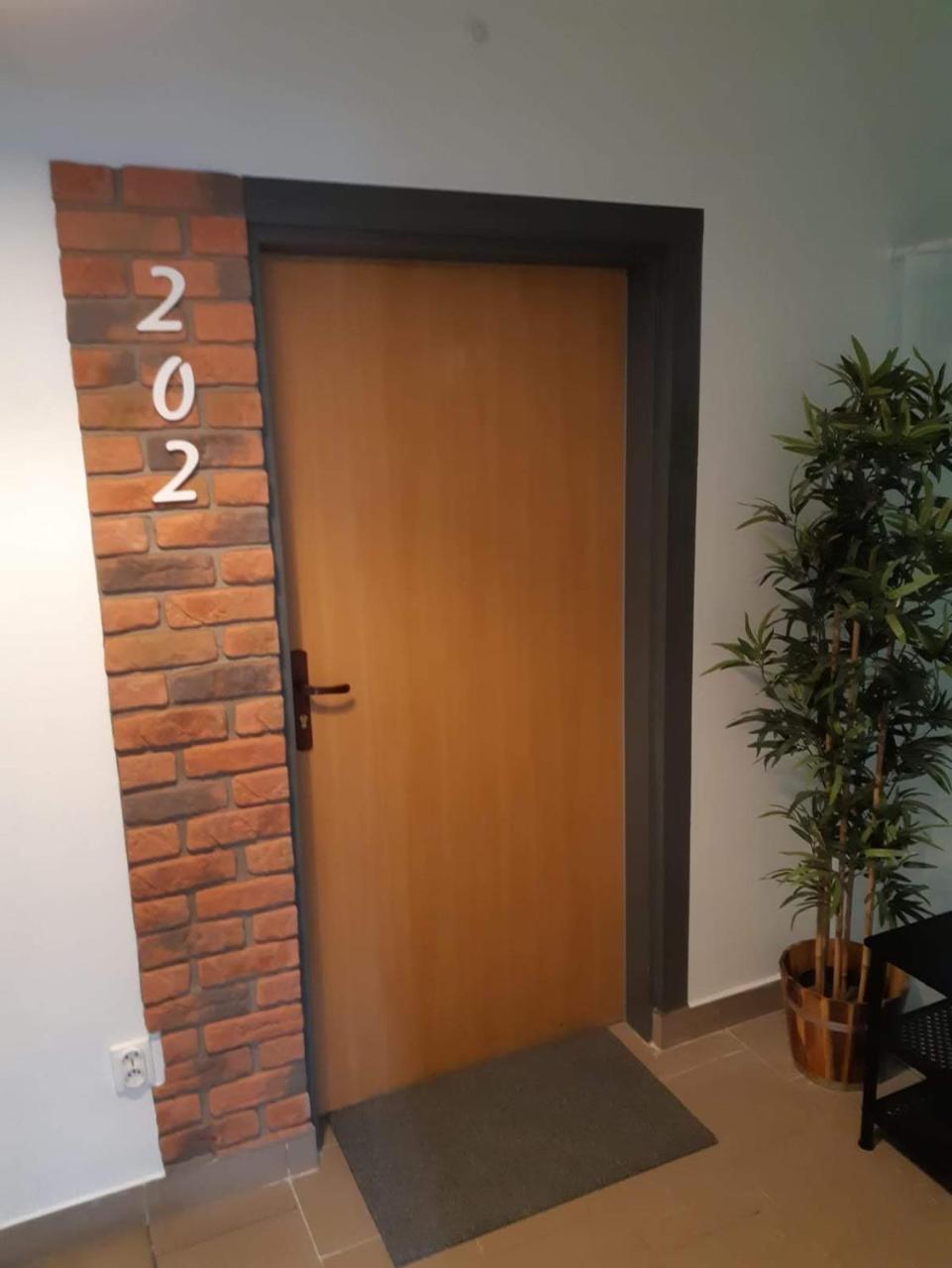 Hostel W5 Poznan Ngoại thất bức ảnh