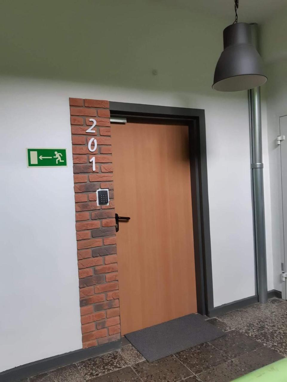 Hostel W5 Poznan Ngoại thất bức ảnh