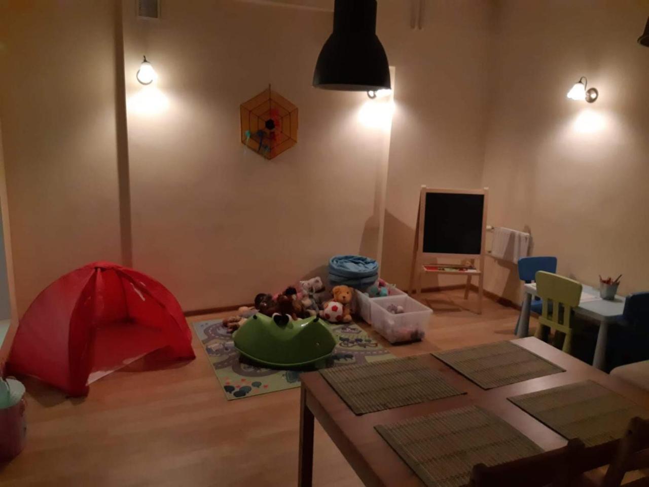 Hostel W5 Poznan Ngoại thất bức ảnh