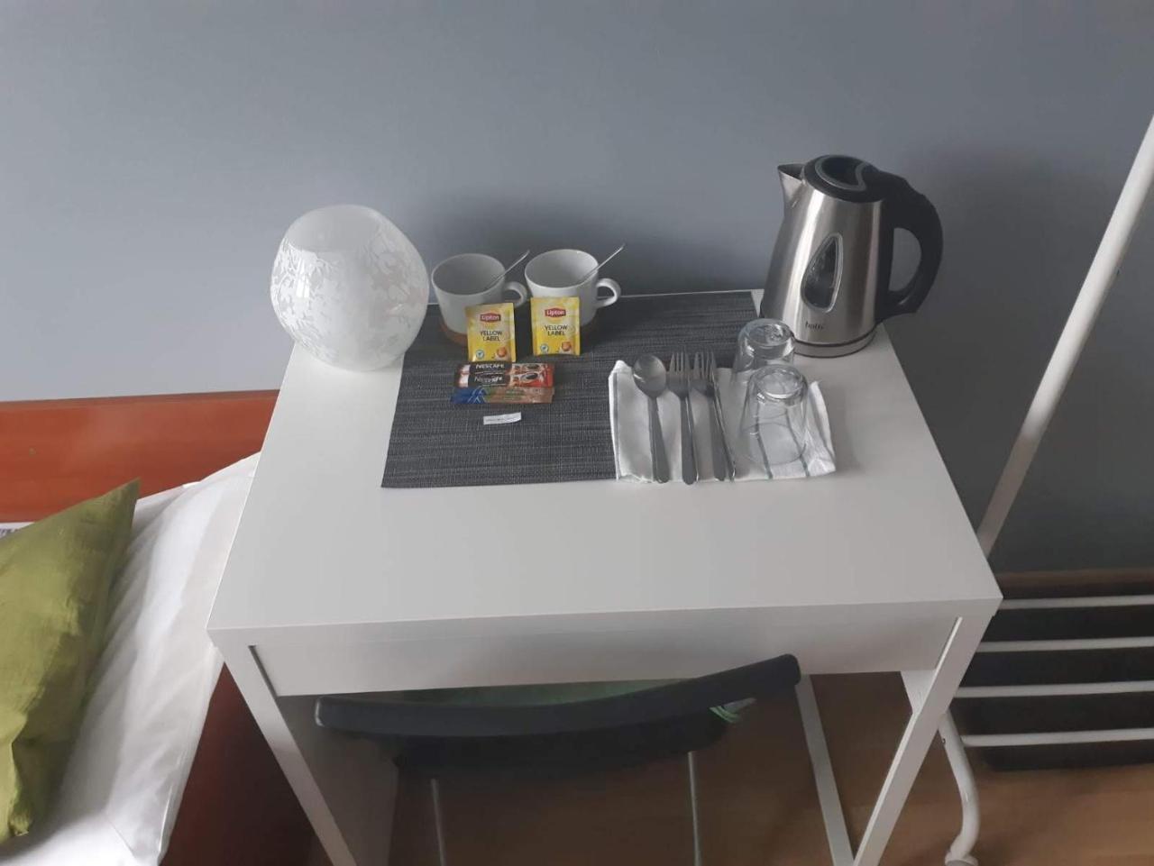 Hostel W5 Poznan Ngoại thất bức ảnh