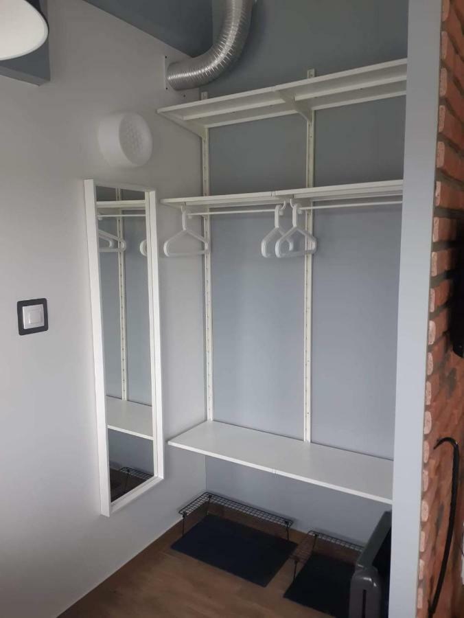 Hostel W5 Poznan Ngoại thất bức ảnh