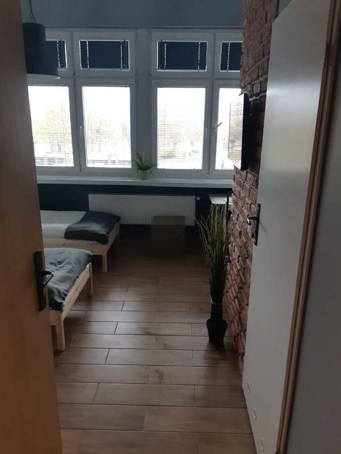 Hostel W5 Poznan Ngoại thất bức ảnh