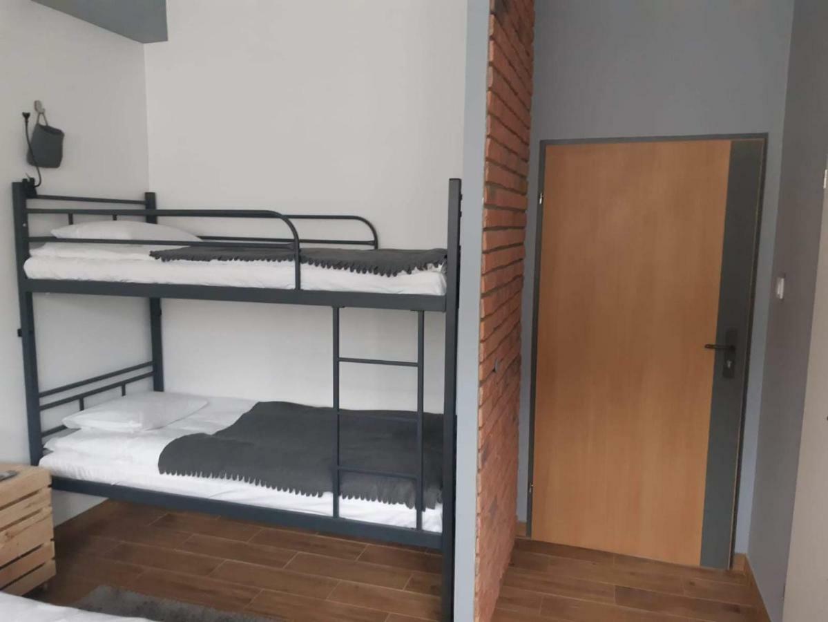 Hostel W5 Poznan Ngoại thất bức ảnh